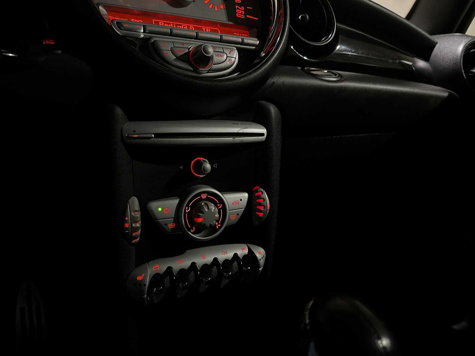 Mini Cooper S -AUTOMAAT- 1.6 174pk 2010, 29-LDD-3