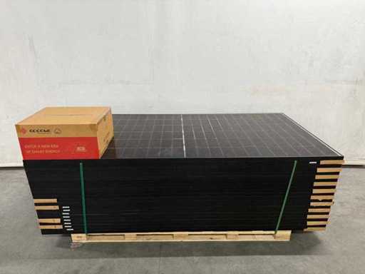 Jinko - set of 22 solar panels (585 Wp) - Goodwe 12 kW inverter