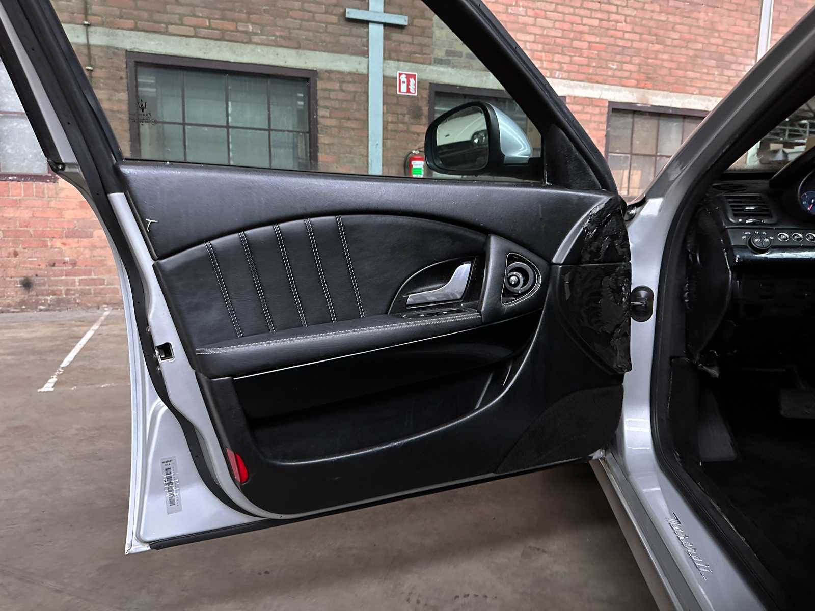 Maserati Quattroporte 4.2 V8 440pk 2009 Facelift Youngtimer