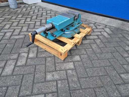 Arnold Fresmak - 200 - Hydraulische Maschinenklemme