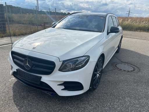 2018 Mercedes E400d 4-Matic Vollausstattung AMG Paket Designo Night Paket Laufleistung 199.562 km