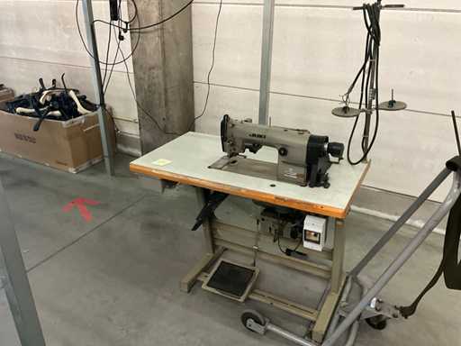 Juki 1naalds kantafsnij machine type DMN530-4