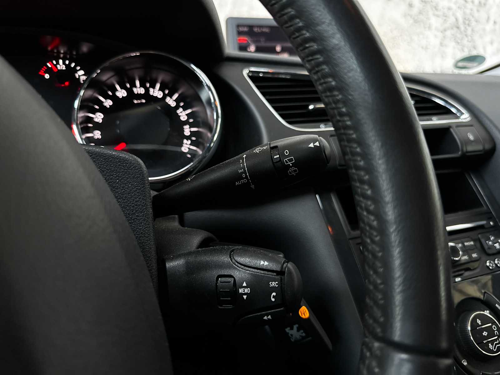 Peugeot 3008 1.6 THP ST 156pk 2011 (Origineel-NL), 09-PTJ-7