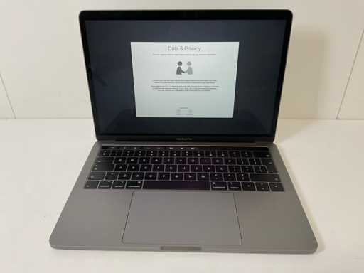 Apple MacBook Pro 13.3”, Core(TM) i7 8th Gen, 16 GB RAM, 1 TB NVMe Laptop