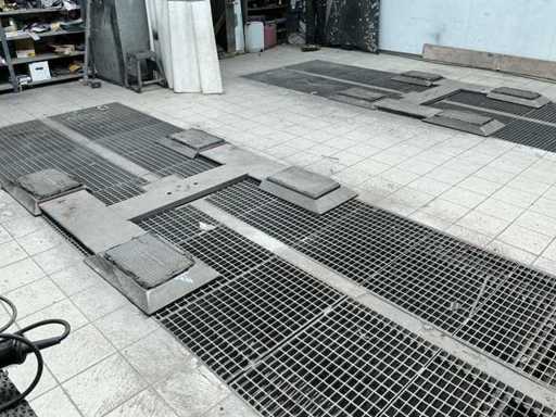 1993 Nußbaum 1.25SH lift bridge (2x)