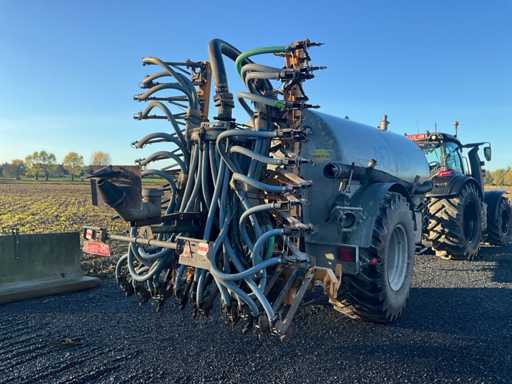 2004 Joskin Multiaction Akker- en graslandbemester