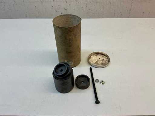 Citroën-gereedschap voor afwerking en snijden Installatie van de achteras