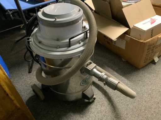 Vacuum cleaner barrel model