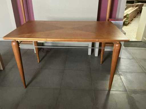 Table à manger cerise Van De Lisdonk