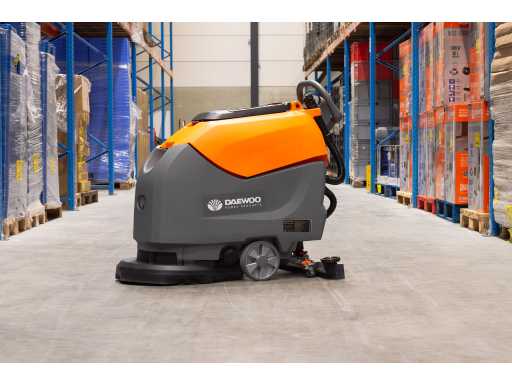 Daewoo - 2025 - Dafl50A - schrob/zuigmachine 