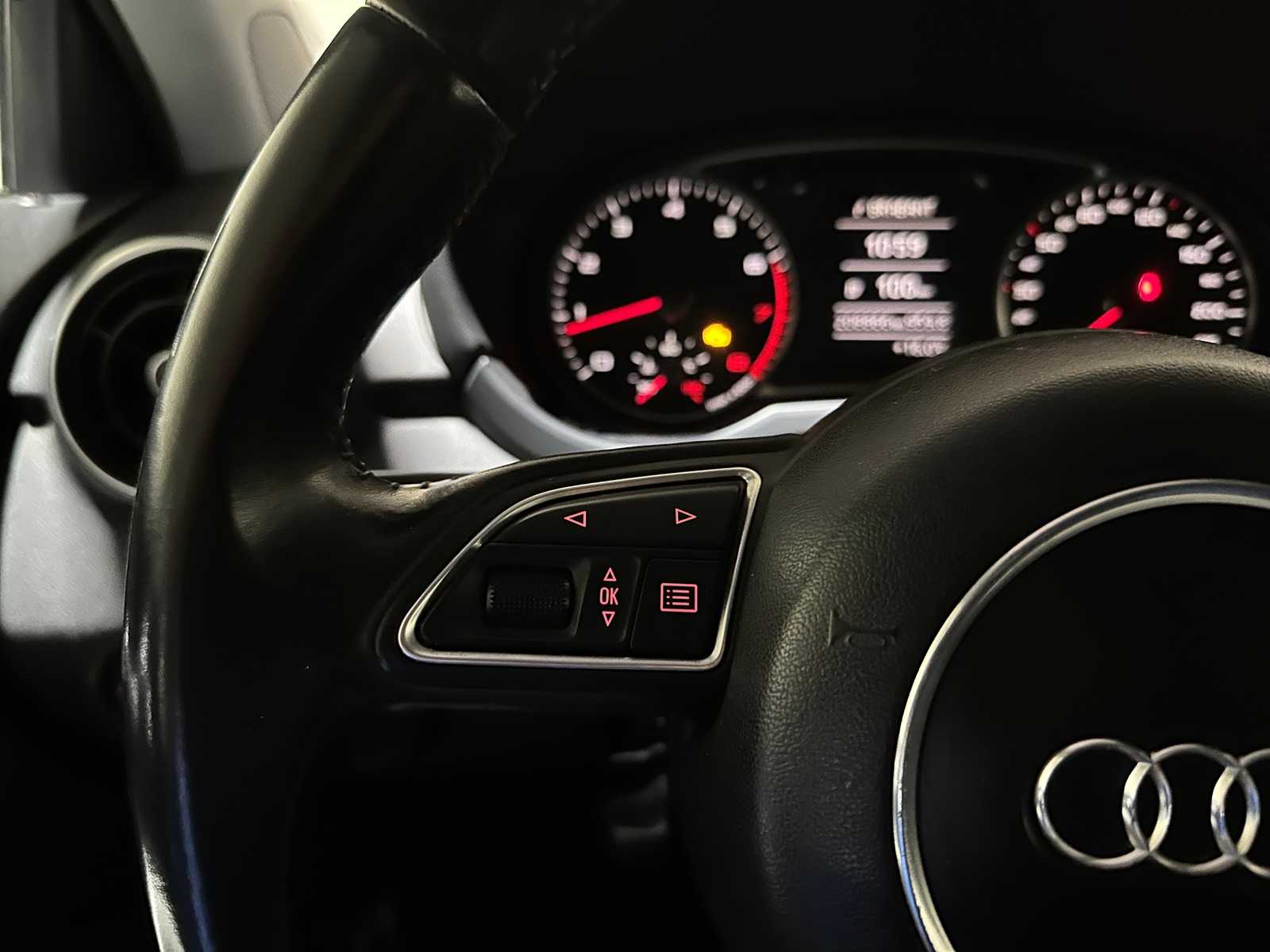 Audi A1 1.4 TFSI Ambition Pro Line Business S-Line 122pk 2010, K-088-RN