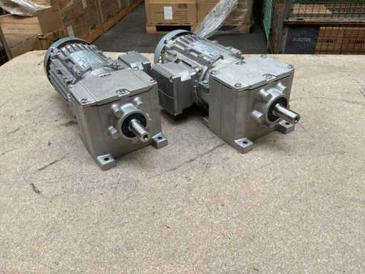 Lenze G500-H100 Motorreductor (2x)