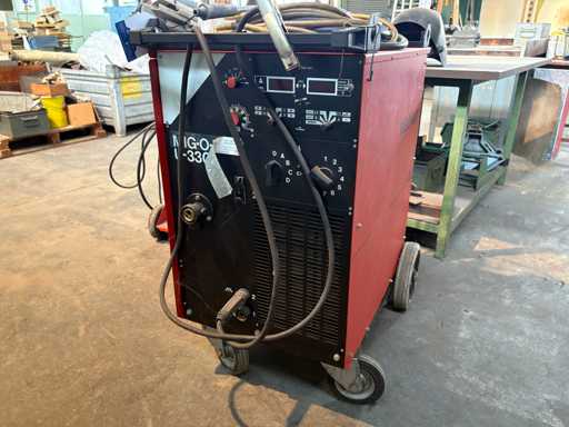 UNIWELD MIG. O.MAT welding machine