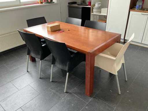 Dining table With 6 chairs