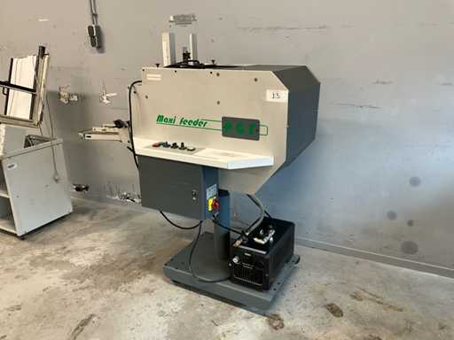 2003 PGF Maxi feeder automatic sheet feeder