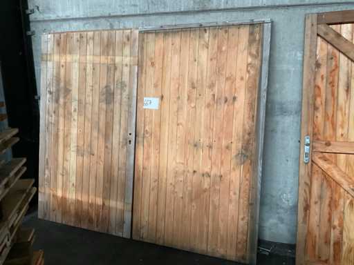 Douglasie Doppel-Außentür 240x210 cm