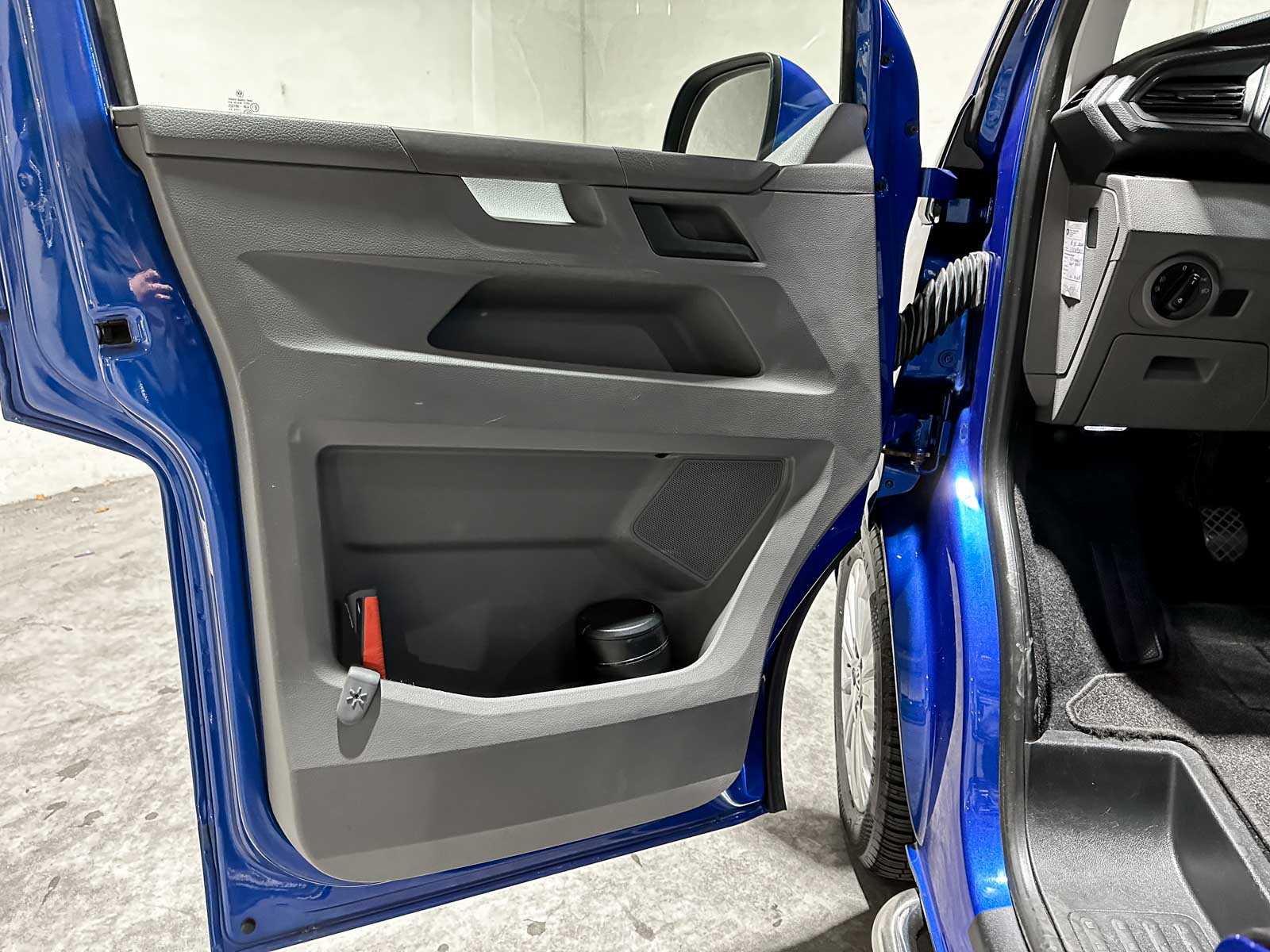 Volkswagen Transporter 2.0 TDI L2H1 30 DC 6-Persoons Highline 150pk 2020 (Origineel-NL), VGK-42-L Bedrijfswagen