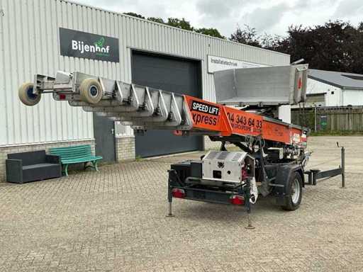 2018 Böcker 34/18LH Ruchoma Winda