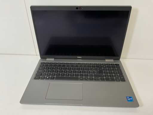Dell Latitude 5520 15.5", Core(TM) i7 11a generazione, 16 GB di RAM, 512 GB di laptop NVMe