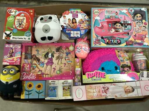 Speelgoed nieuw met o.a Lego en Pokemon