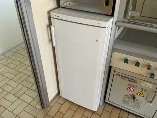 Frigiderul Laboratorului Liebherr Comfort