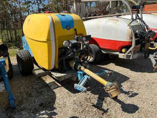 KWH Trailed Sprayer