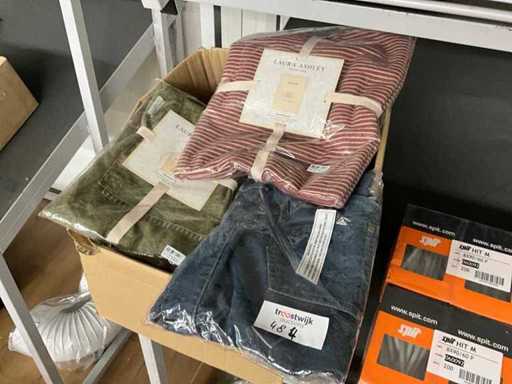 Tischdecke / Shorts (10x)