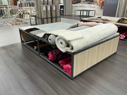 Präsentationsmöbel (2x)