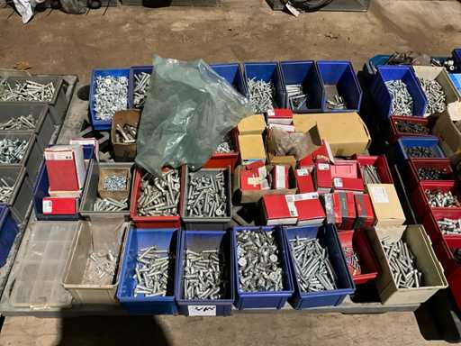 Matériau de fixation