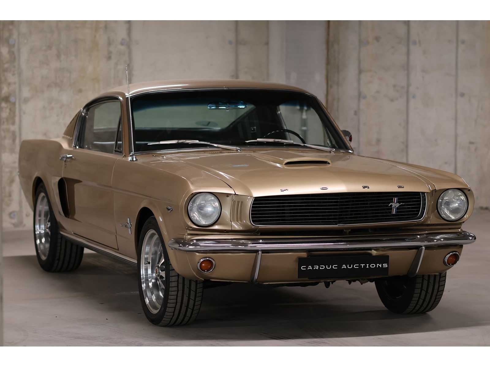 Ford Mustang Fastback V8 - 1966
