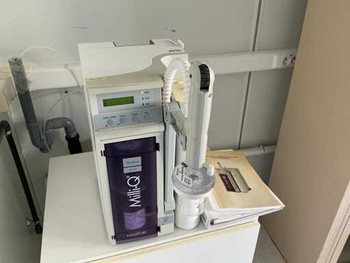 Milli Q Gradient A10 Waterzuiveringssysteem