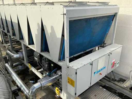 Daikin EWAH430TZXSB2003 Cooling unit/installation