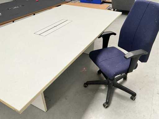 Bureau + bureaustoel