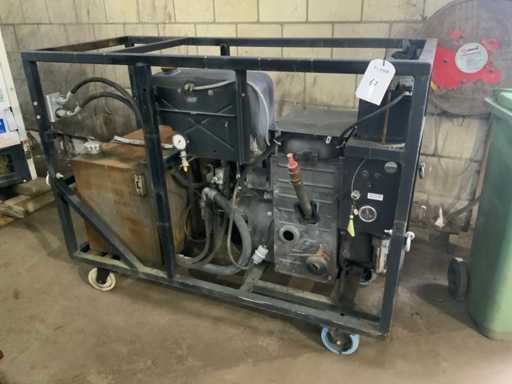 Mobile oil pump generator