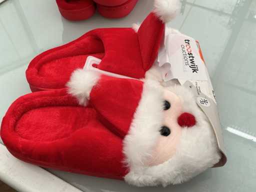 Comfort M. Weihnachtspantoffeln für Kinder. (5-fach)