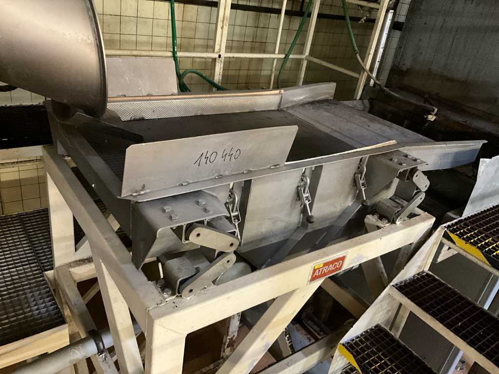 Atraco 4036 Vibrating conveyor (c13)