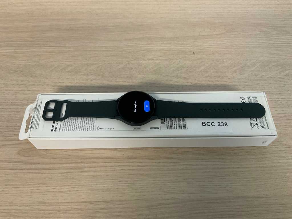 Samsung - Galaxy Watch 4 - Montre intelligente (produit de réparation)