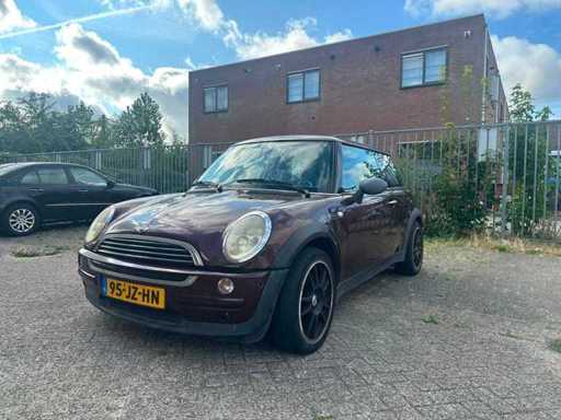 MINI - 2002 - 3 drzwi - 1.6 One Salt - wagon osobowy