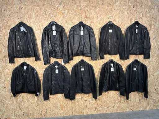 Jachete din piele Goosecraft (10x)