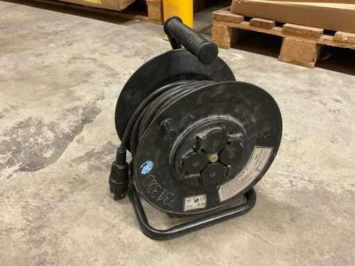 Tambur de cablu 3G1.5 230V