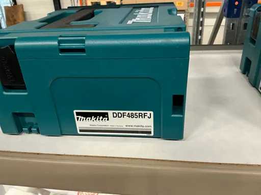 Makita DDF485RFJ cordless drill