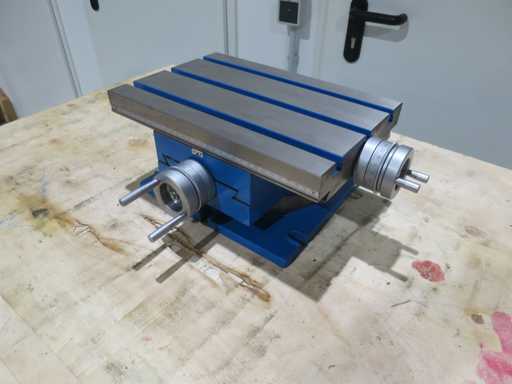 WMT LCT 330 Kruis Tafel