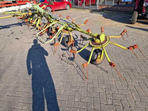 Claas - Volto 1050T - przetrząsacz