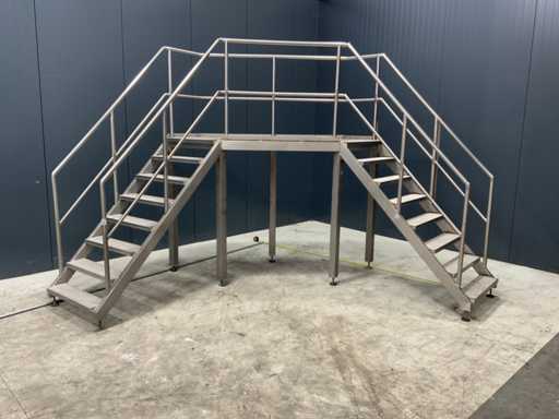 Edelstahlplattform 8 Stufen, 160 cm Höhe