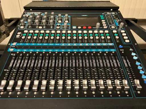  Allen&Heath QU16 Digital Mixer