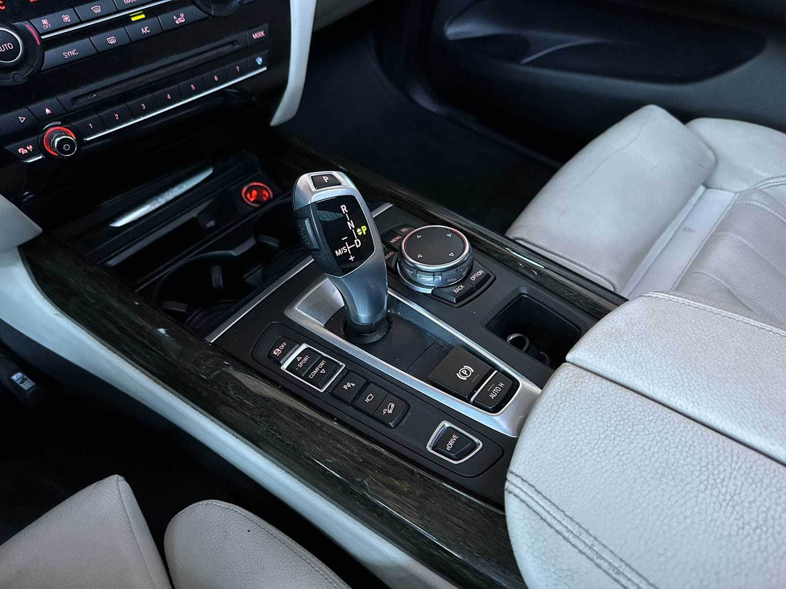 BMW X5 xDrive40e iPerformance High Executive 313pk 2015 F15 (Origineel-NL) Plug-In Hybrid, HR-433-V