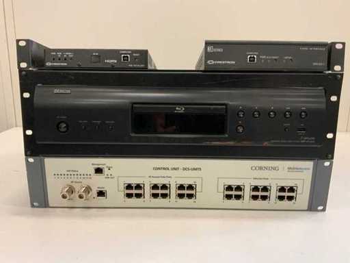 Denon, Corning Divers 19" apparatuur
