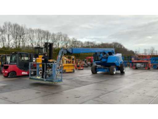 70168307-9641-44df-97fd-efd500113ad2.mp4