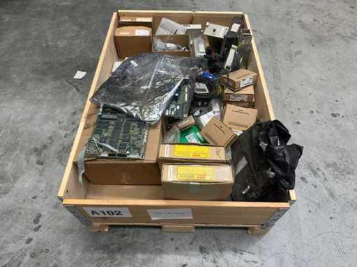 Partia części do automatyzacji przemysłowej/PLC