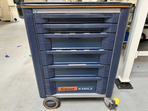 Chariots à outils GARANT  